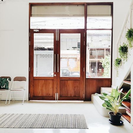 Lita Bangkok Hostel Bagian luar foto