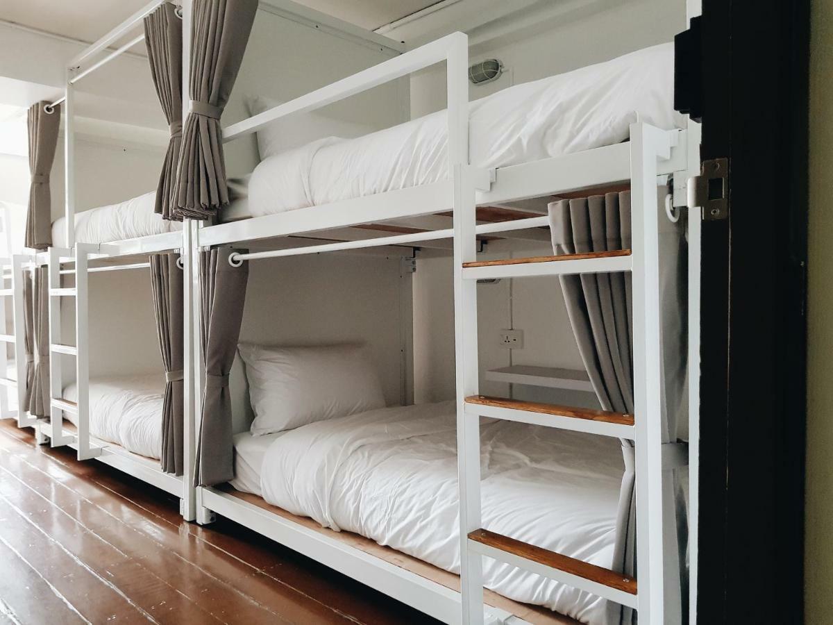 Lita Bangkok Hostel Bagian luar foto